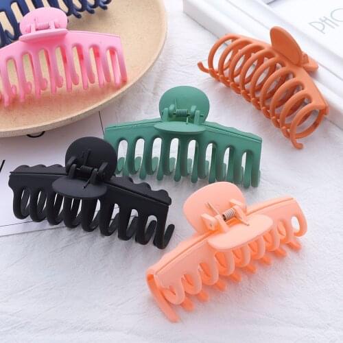Fashion Hot Sale Solid Color Claw Clip Large Barrette Crab Hair Claws Bath Clip Ponytail Clip for Women Girls Hair Accessories