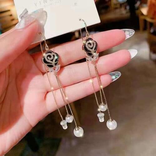 Fashion black rose ear line 2021 new trend pearl pendant temperament long tassel earrings high-end personality retro jewelry