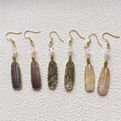 FUWO Natural Shell Leaves Earrings With Angel Aura Crystal Charm,Fashion Gold Electroplated Edge Shell Jewelry Wholesale ER509