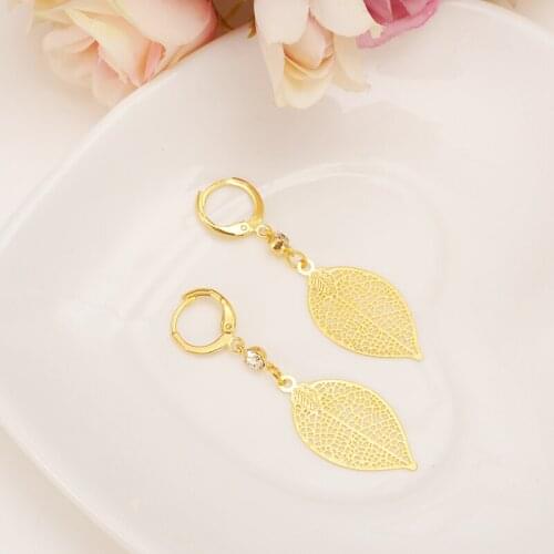 Hot gold white crystal cz stone retro leaf hollow earrings hanging earrings charm affordable bridal jewelry wholesale women