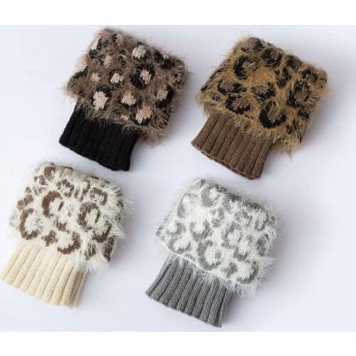 Winter Socks for Women Flip Leopard Yarn Leg Warmers Knit Short Boot Socks Fluffy Cuffs 116
