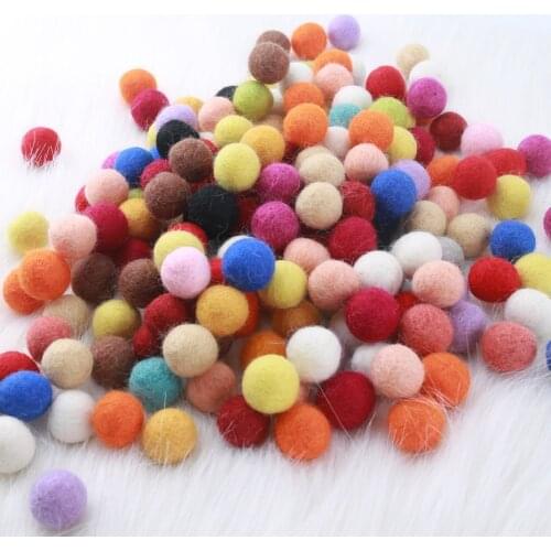 100pcs 2CM Nepal Pure Wool Felt Balls Colorful Beads Decor baby Room Baby Gifts DIY Crafts Accessories Holiday Decorations