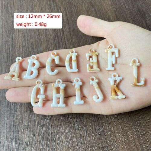 JunKang Random Mixed Batch Of Acrylic Material Imitation Shell 26 Alphanumeric Pendant DIY Bracelet Necklace Jewelry Connector