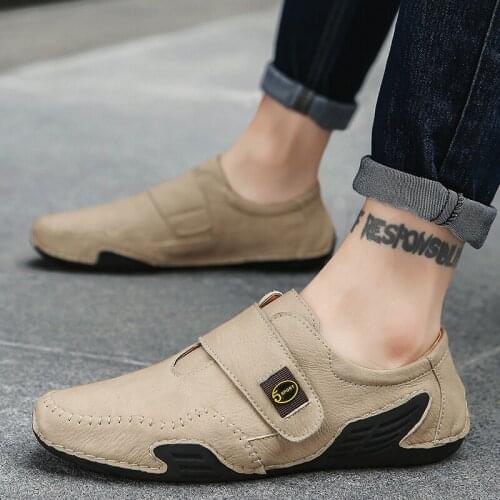 New Mens Shoes Comfortable Casual Shoes Men Loafers Waterproof Split Leather Shoes Lightweight Mens Flats Moccasins Size 39-46