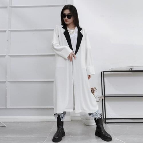 2021 spring and summer new black white long cardigan thin windbreaker coat loose and thin large lady dark