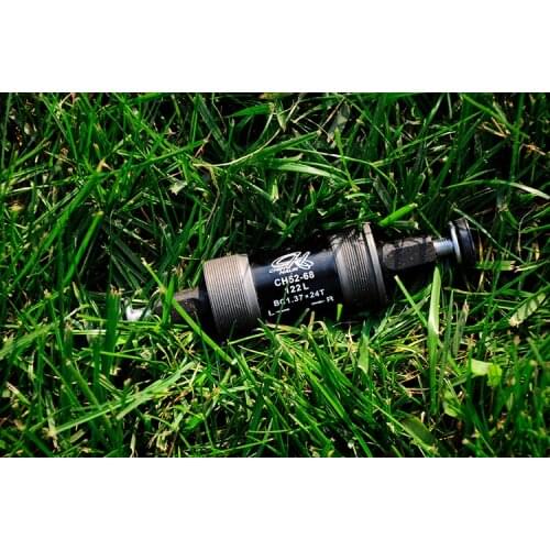 Litepro Chin Haur CH52-68 Bottom Bracket Square Hole Bearing 122mm Englush BB Black BC 1.37 X 24T