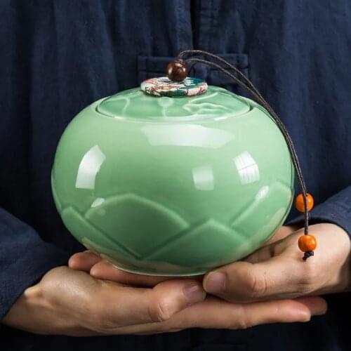 Simple Round Lotus Porcelain Bottle Chinese Pots Celadon Canister Organizer Spices Storage Jars Green Tea Caddy Candy Tank