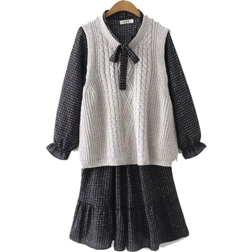 Mori Girl Sweet Womens Sets Lace Up A-Line Plaid Dress And Solid Sleeveless Knitted Tanks For Femme 2021 Winter Two Piece Set