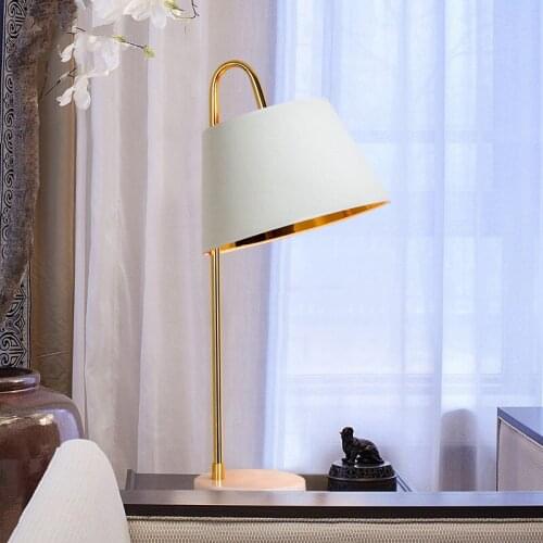 Northern European-Style Lamp Modern Fashion Design Cool Desk Lamp American Simple Creative Bedroom Library Bedside Lamp lamp