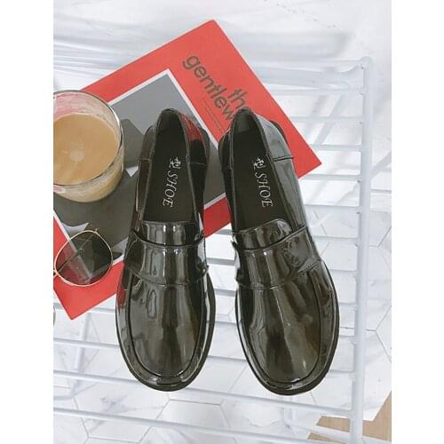 Womens shoes Lok Fu shoes 2019 autumn new low-heel round head bright leather shoes