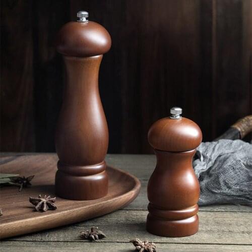 Classic Walnut Wood Salt Pepper Mill Kitchen Manual Salt Pepper Grinder Strong Adjustable Ceramic Grinder Salt Pepper Shaker Set