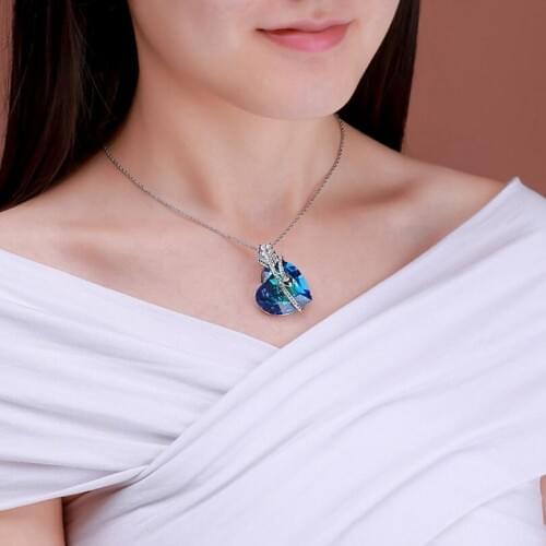 Romantic Sweet Style Heart Pendant Necklace Blue Crystal Necklaces & Pendants For Women Fashion Leaf Rhinestone Wedding Jewelry
