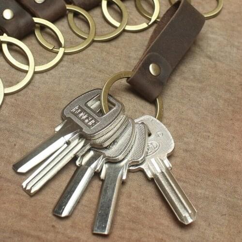 1pc 4 Pcs Wholesale Genuine Leather Keychain Pocket for Car Keys Clip Ring Women Men Handmade Crafts Accessories DIY Gift