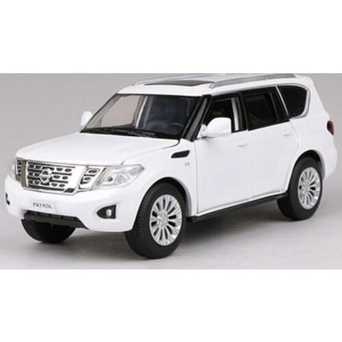 Diecast 1:32 Scale Off-Road Vehicle Alloy Car Model Toy Simulation Adult Collection Ornaments Decorations Souvenir Display Gift
