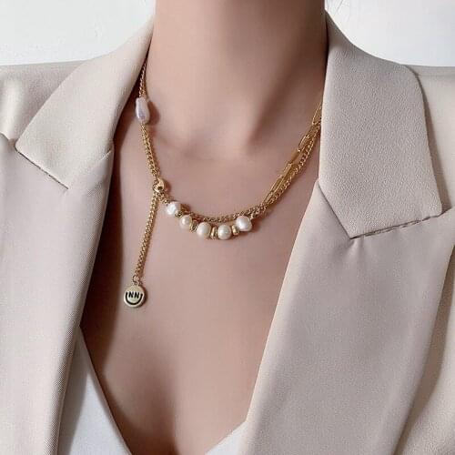 VSnow Temperament Baroque Pearl Double Layer Pendant Necklace for Women Vintage Asymmetric Round Smile Face Necklace Jewelry