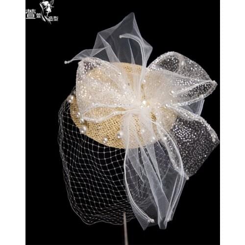 Fashion Straw Facinator Hat White Mesh Bow Pearl Beading Fedora Elegant Women Mini Wedding Hat Hairpins Face Veil Headpiece