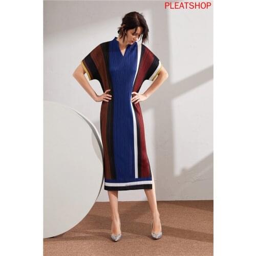 2020 New Style Elegant Pleated Dress Women 's Europe And America Spring Summer Mid-length Loose -Fit V-neck Stripes Dress MIYAKE