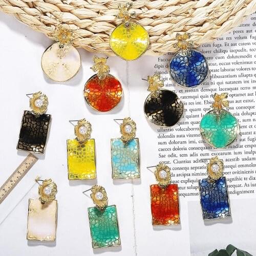 Dvacaman Colorful Snakeskin pattern Drop Earrings Round Square Pearl Women Statement Earrings Flower Weddings Jewelry Wholesale