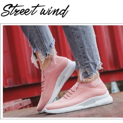 New fashion outdoor sports running street shooting casual sports womens shoes breathable mesh non-slip flat shoes single shoes