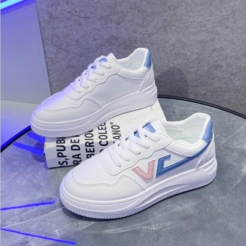Ins Breathable Leather White Shoes Womens Autumn 2021 New Tide Sneakers Korean Students Girls Thick-Soled Skateboard Women Shoe