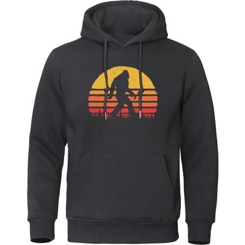 Retro Bigfoot Silhouette Sun Vintage Believe Hoodie Men Daily Casual Funny Hoodies Streetwear Men Autumn Warm Sweatshirt