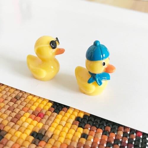 Little Yellow Duck Cover Minder for Diamond Painting, DIY Handmade Cover Holder Magnet for Adult Art Craft