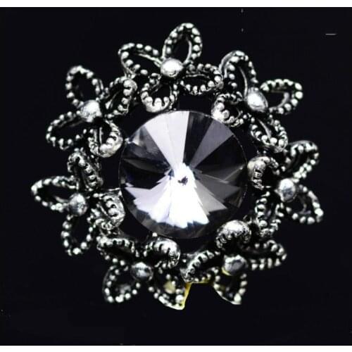 Hot Sale wholesale 20pcs/lot Wedding Diamond Button rhinestone Button vintage DIY hair garment Accessories YF25