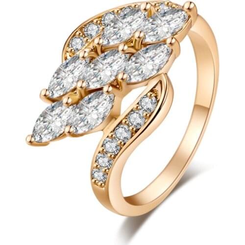Hot Sale Gold Color Austrian Crysta Rings for Women Engagement Wedding Luxury Cubic Zirconia Ring Femaler Jewelry Wholesa