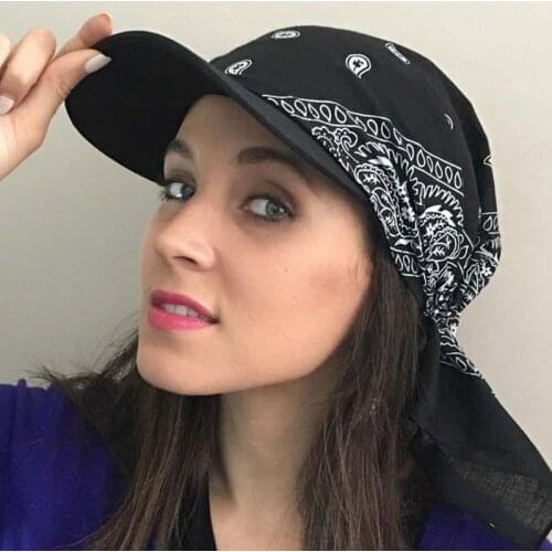 Fashion womens Visor Printing Headscarf Warm Hat Printing Letters Unisex Square Scarf Hat Square Towel Cap