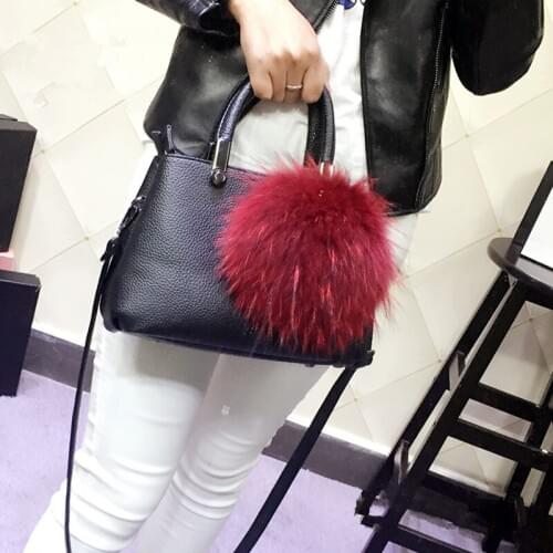 Genuine large raccoon fur ball keychain bag pendant jewelry phone Strap fur hair ball ornaments