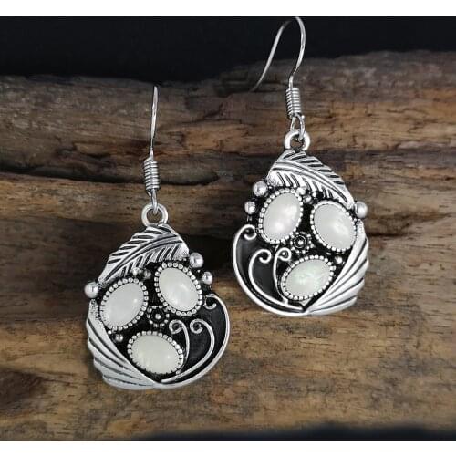 Vintage Leaf Opal 925 Earrings Creative Leaf Feather and Shell Moonstone Earrings