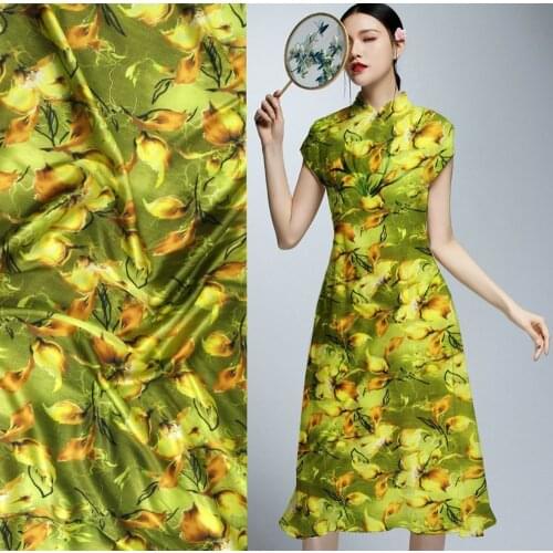 Have 19 mm Designer Yellow flowers Print Satin Fabric Wax japan Woven Material Curtain Cloth Dress 5%stretch 97%Silk Fabric free