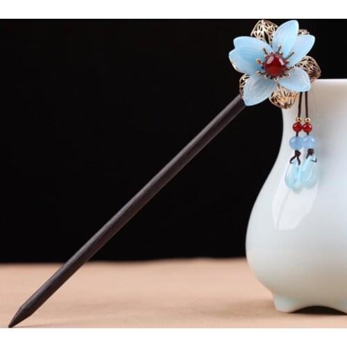 Vintage Feminine Headdress Wooden Hair Sticks Retro Handmade Blue Lampwork Flowers Hairpins Hair Clip for Women Hair Jewelry