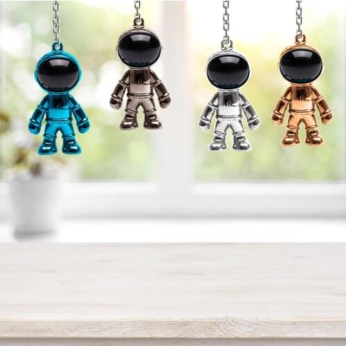 Figurines 3D Space Astronaut Keychain Keyring Space Robot Spaceman Key chain Gift For Man Friend car home office decor toy