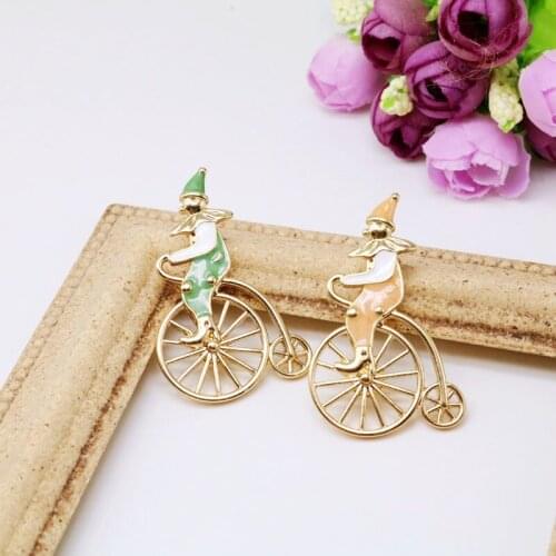 Cute Enamel Alloy Brooches Christmas Gifts