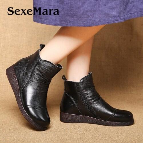 Women Winter Warm Ankle Boots Genuine Leather Slip On Flats Women shoes Totem Round Toe Female Shoes Mother Boots Sie 39 40 41