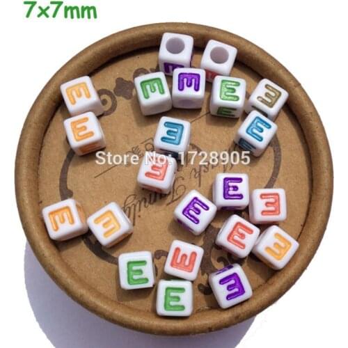 Acrylic letters of an alphabet diy fashion beads 1900pcs 7mm Cube English Letter E Beads Single Letters Colorful