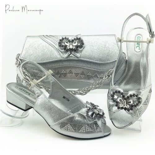 2021 New Italian Design Nigerian Fashion Party Women Shoes and Bag Set Decorated With Butterfly-Kont Rhineston in Silver Color