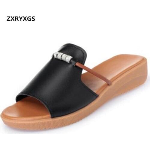 2021 New Summer Women Sandals Fashion Sandals Slippers Flat Non-slip Rhinestone Genuine Leather Shoes Woman Slippers Large Size