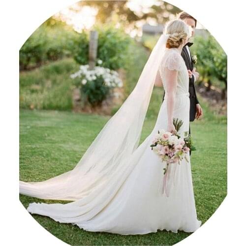 2018 Cheap 3M Cut Edge White Long Bridal Veils One Layer Cheap Comb 1T Wedding Veils with Comb