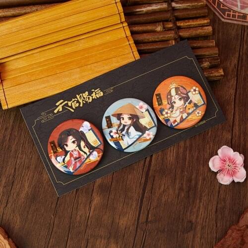 Anime Tian Guan Ci Fu Xie Lian Hua Cheng Badge Button Brooch Pins Collection Itabag Cartoon Medal Decor Pendant Xmas Gifts