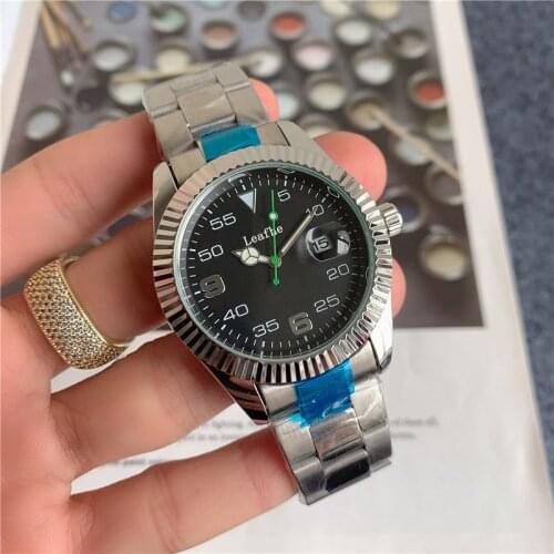 Fashion Color Roman Numeral Quartz Watch Stainless Steel Material Black Watches Dial Diameter 40mm montre femme relogios