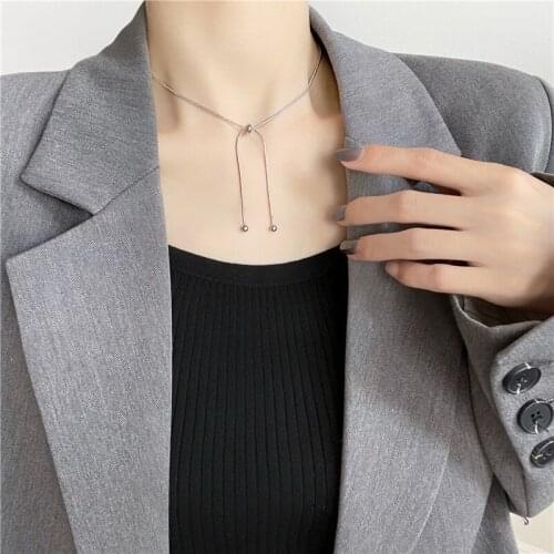 Round bead necklace female temperament of Japan and South Korea contracted adjustable design web celebrity cold wind necklace