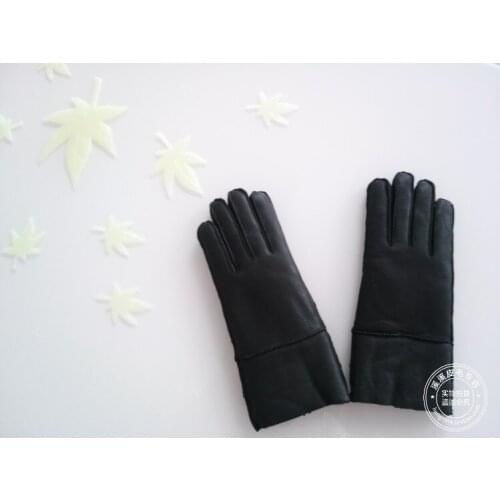 2019 winter models Sheepskin wool gloves for men and women points finger sheepskin leather motorcycle gloves