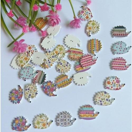 50pcs/lot Random Color Hedgehog Wooden Button 2 Holes Handmade Decorative Crafts Scrapbooking Accessories Sewing Tools 18*25mm