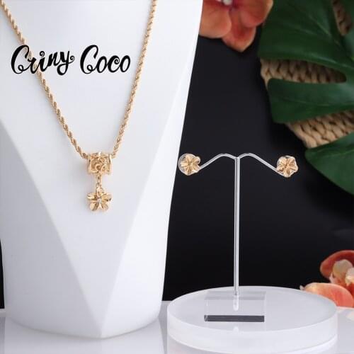 Hawaiian Trendy Pendant Jewelry Sets Pearl Fashion Chain Twist-link Necklaces 2021 Stud Flower Earring Set Wholesale for Wome