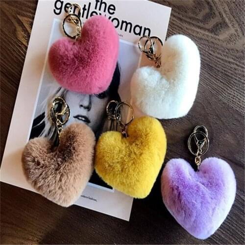Fluffy pompom Keychain Gifts Women Soft Heart Shape Pompon Fake Rabbit fur Keyring Ball Car Bag Accessories B020