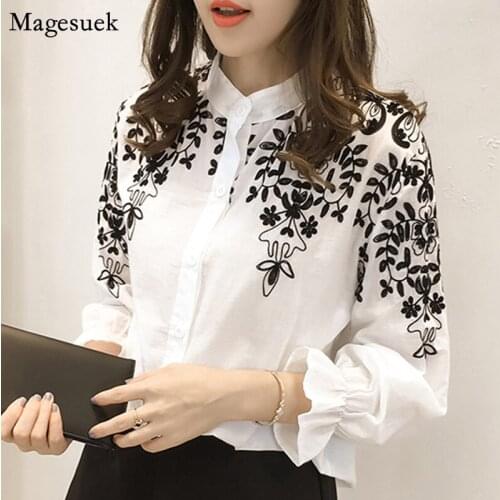 Fashion Embroidered Long Sleeve Women Blouses O-neck Cotton Button Up Shirt Slim Cardigan Women Tops And Blouses Blusa 529E 25