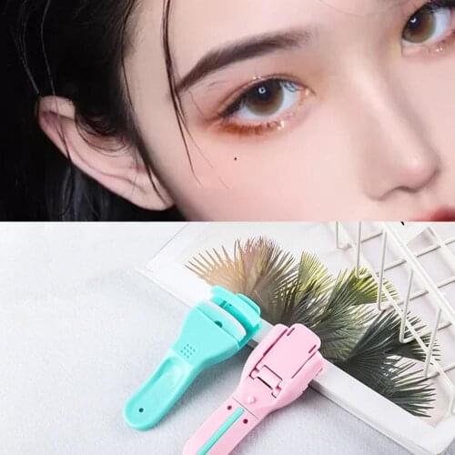 Portable Mini Eye Lashes Curling Durable Lasting Eyelash Curler Easy to Clean Makeup Tool with 2 Pads for Women