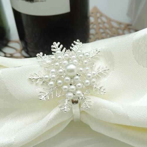10pcs/lot Christmas hollow snowflake napkin ring metal napkin ring hotel holiday napkin buckle tableware decorations